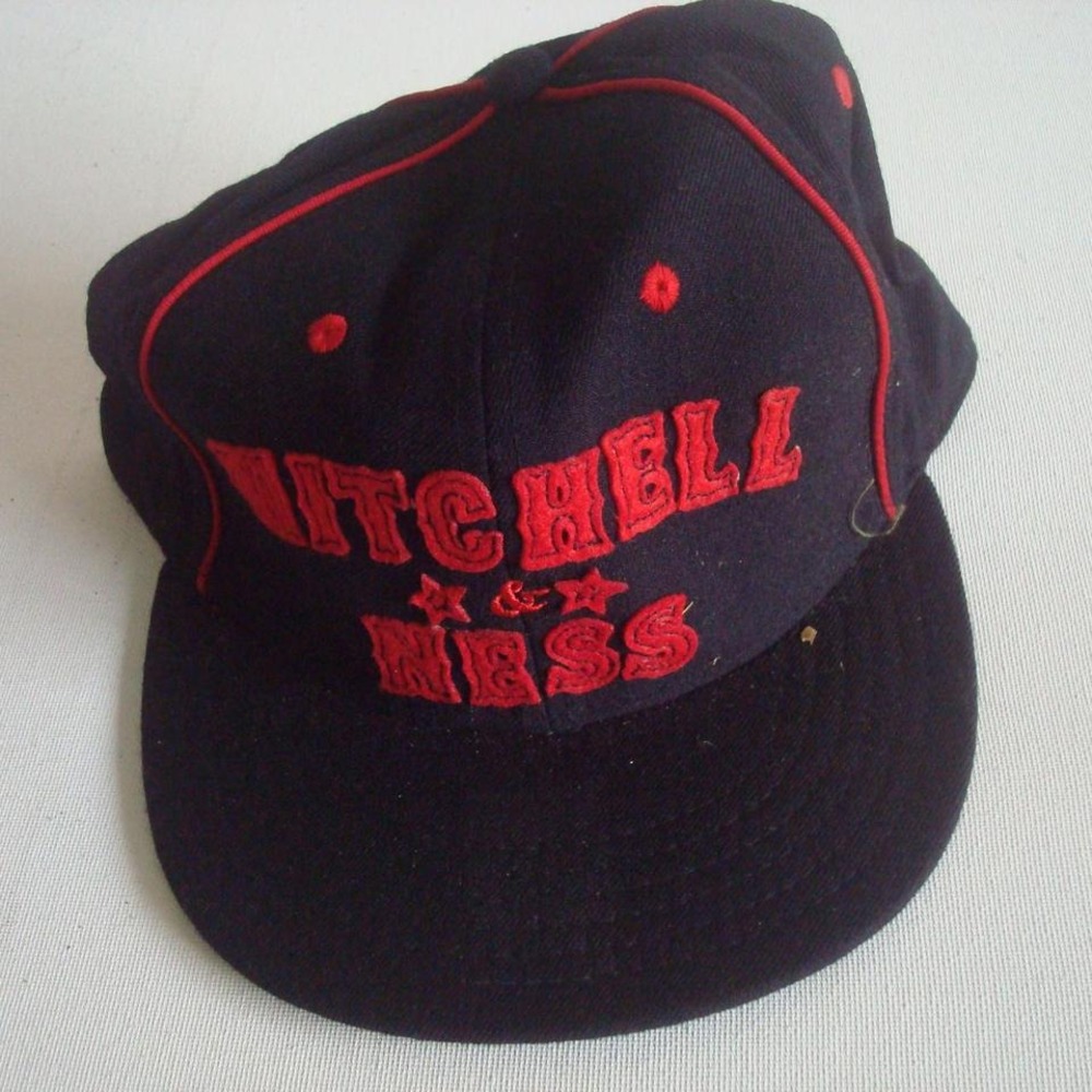 MITCHELL AND NESS SIZE 7 7/8 SHIELD LOGO SCRIPT HAT CAP VINTAGE 00S Y2K M2